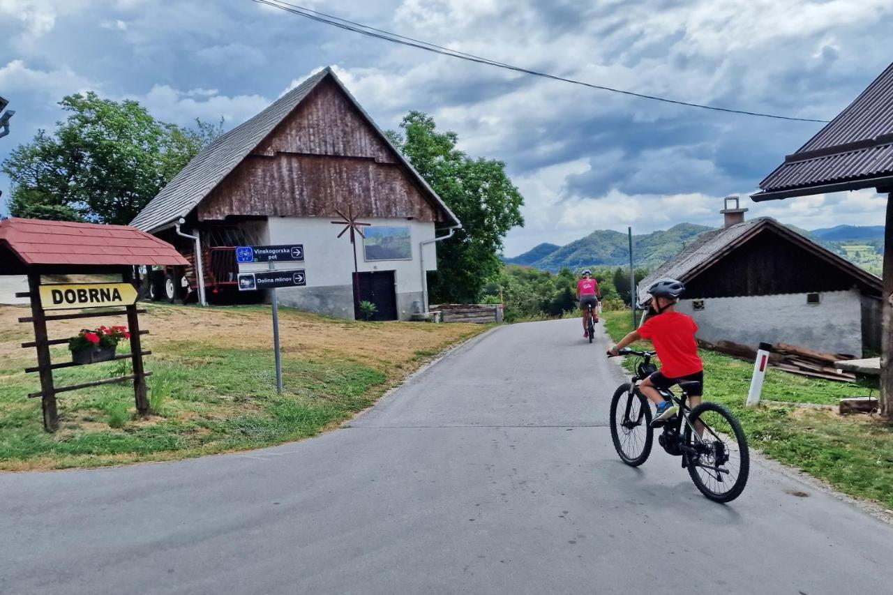 Camp Velenje Hotell Exteriör bild